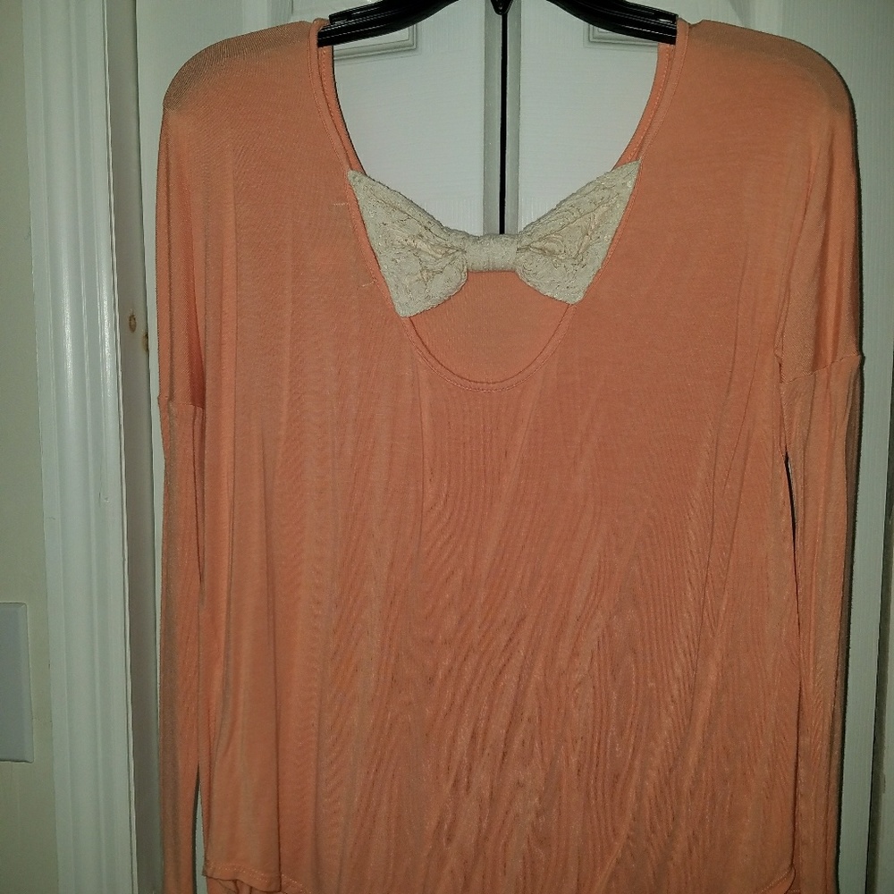 Flowy long sleeve with bow tie back