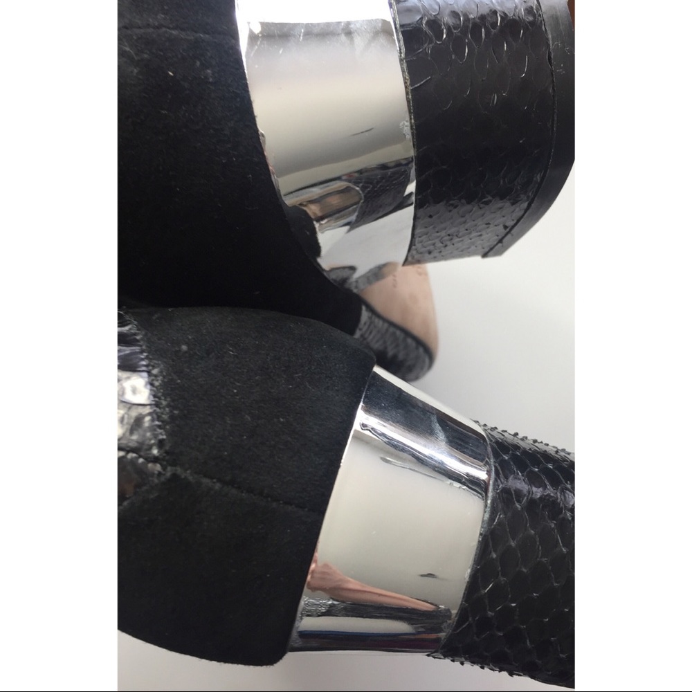 Isa Tapia Mirror Snakeskin Boots - Picture 3 of 8