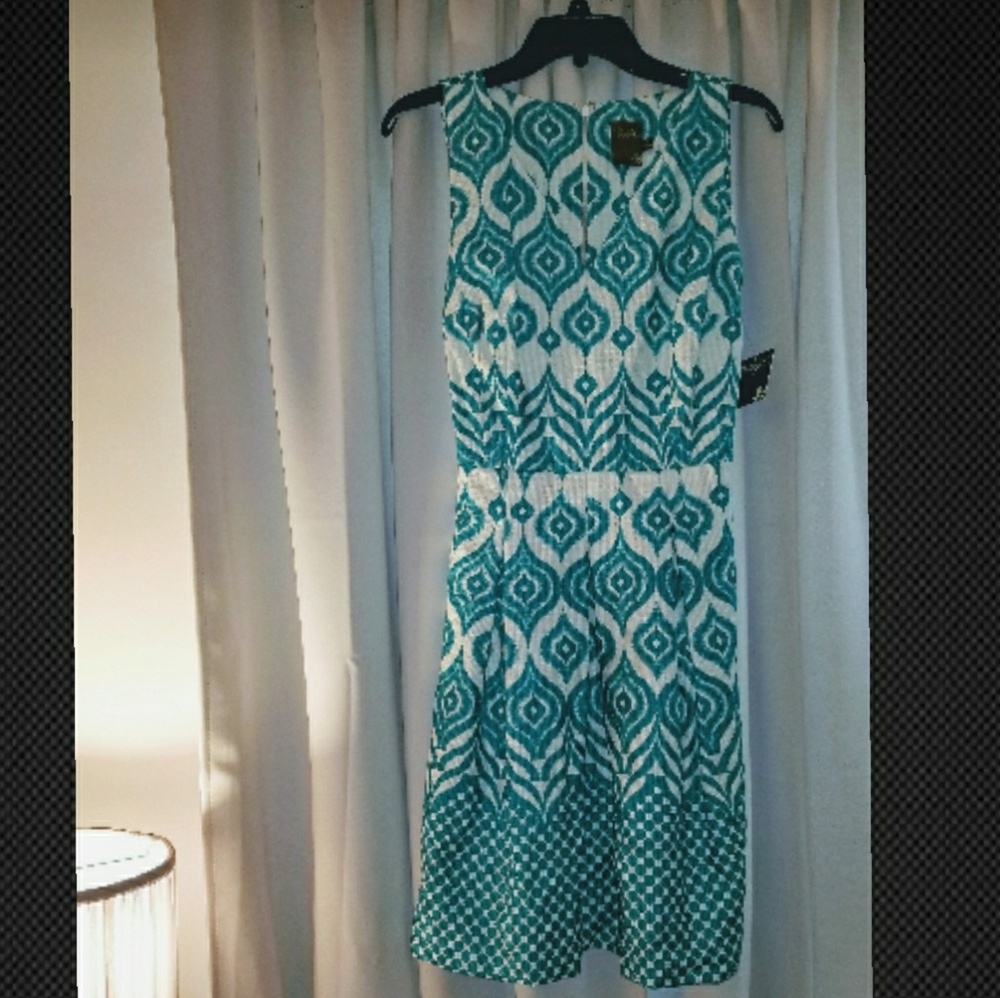 NWT "Taylor" Dress