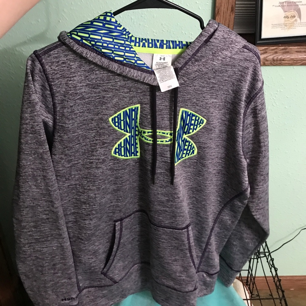 Under Armour Sweatshirt