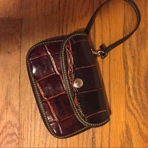 Dooney & Bourke wristlet Dooney & Bourke wristlet