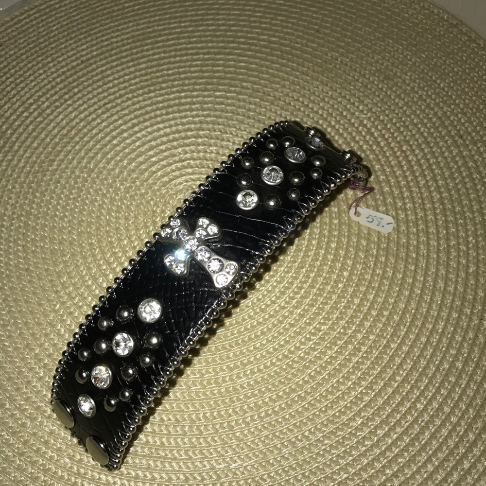 LEATHER JEWEL BRACELET- NEW