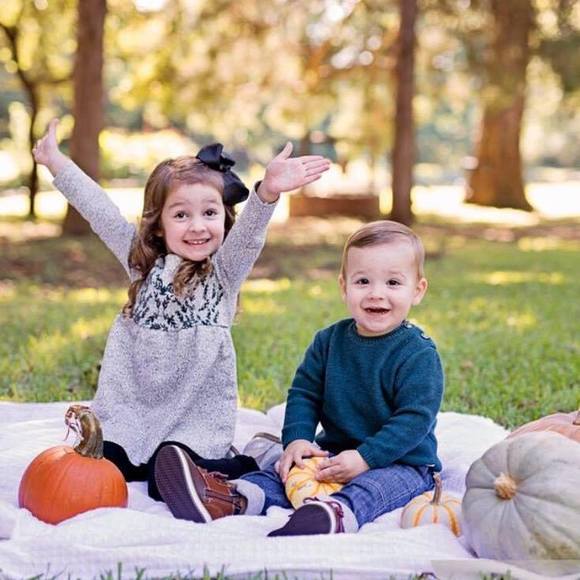 Meet your Posher, Stephanie - Picture 1 of 1