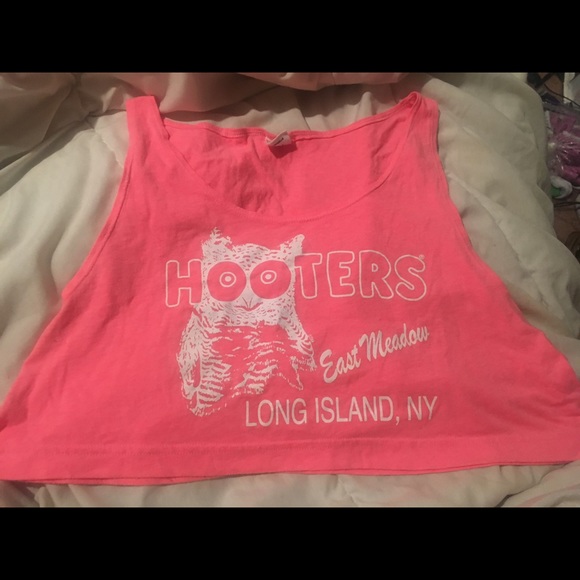 Hooters crop top - Picture 1 of 1