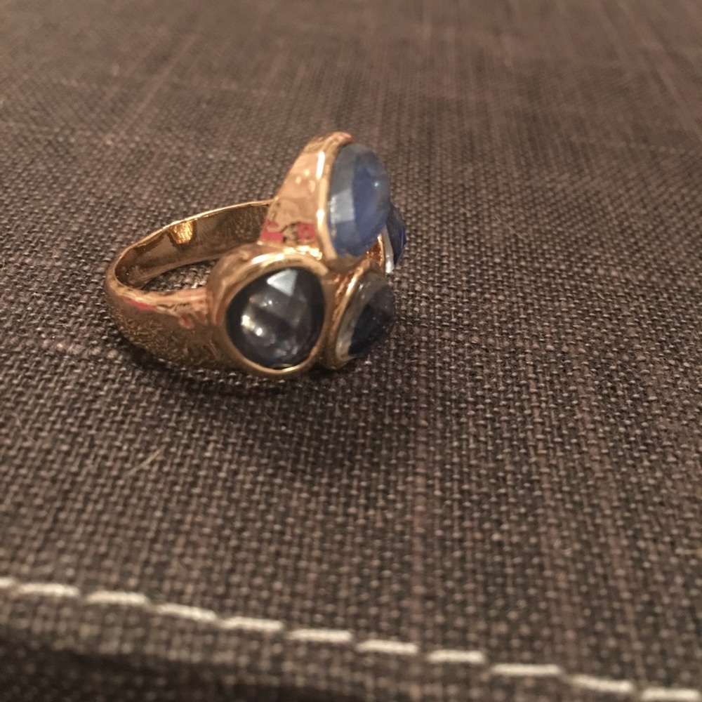 Club Monaco ring