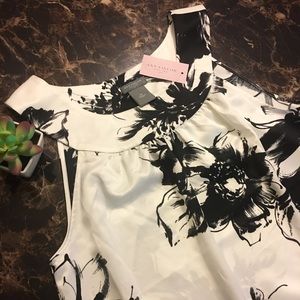 Ann Taylor Petite Floral Black&White NWTs Top