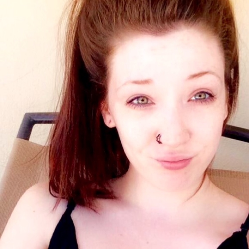 Meet your Posher, Lexi