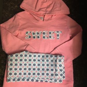 Sweatshirt + Pants Set