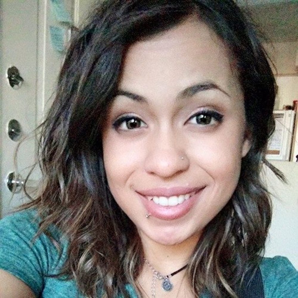 Meet your Posher, Danielle