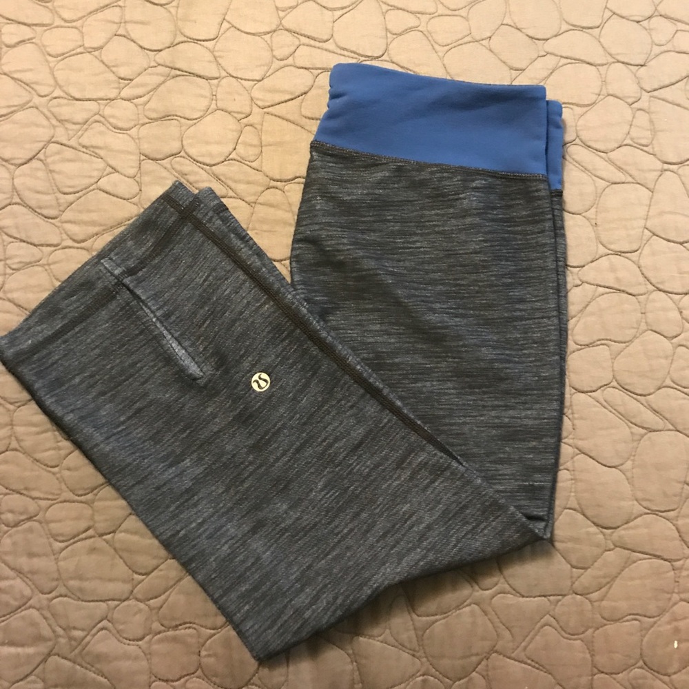 ⭐️ Perfect Condition Lululemon Capris ⭐️