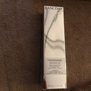 Vissionaire skin corrector