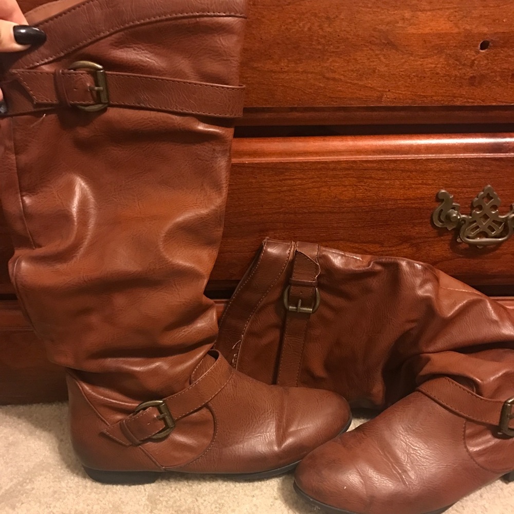 🔴 LAST DAYS before donating 🔴 8.5 Mid Calf boots