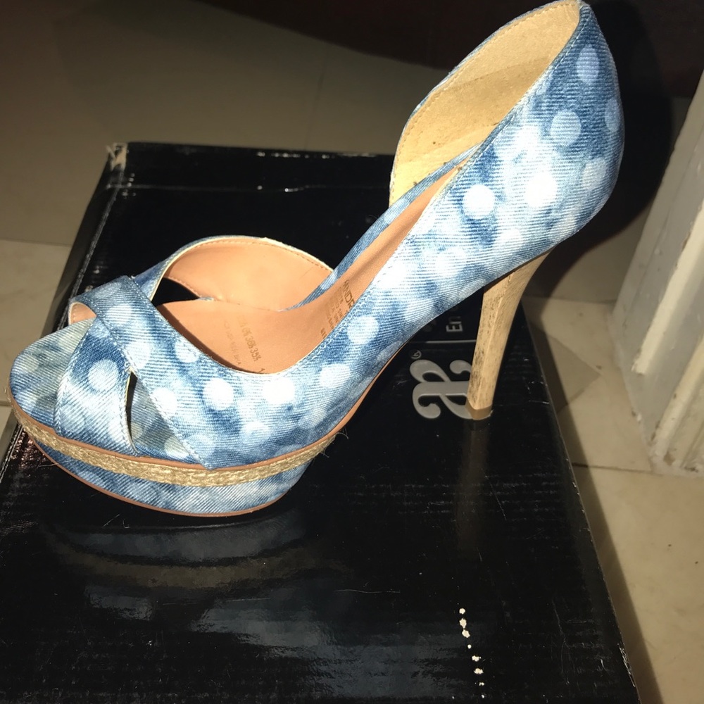 Andrea blue jans heels 👠