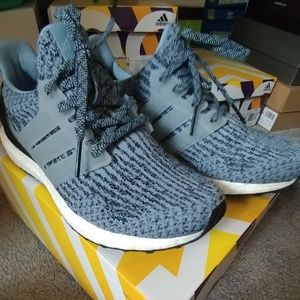 Adidas Ultra Boost women size 7.5