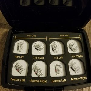 One two magnetic eyelashes- accent