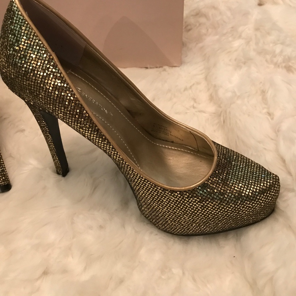 BCBG eneration Parade Gold Glitter Heels - Picture 2 of 5