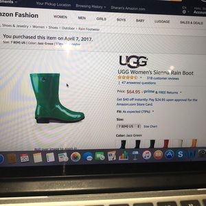 UGGS sienna rain boots. Size 7M Jazz green color
