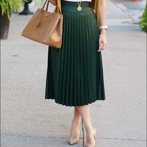 Zara green accordian skirt NWT Zara green accordian skirt NWT