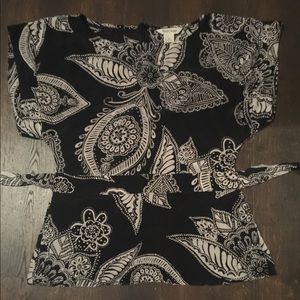 Black and white paisley top