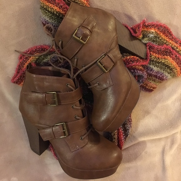 🍂Booties/Ankle Boots 🍂 - Picture 7 of 7