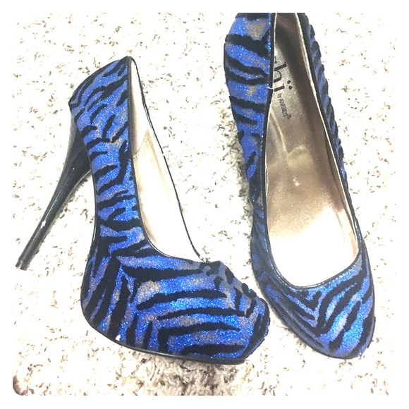 Heels - Picture 1 of 4