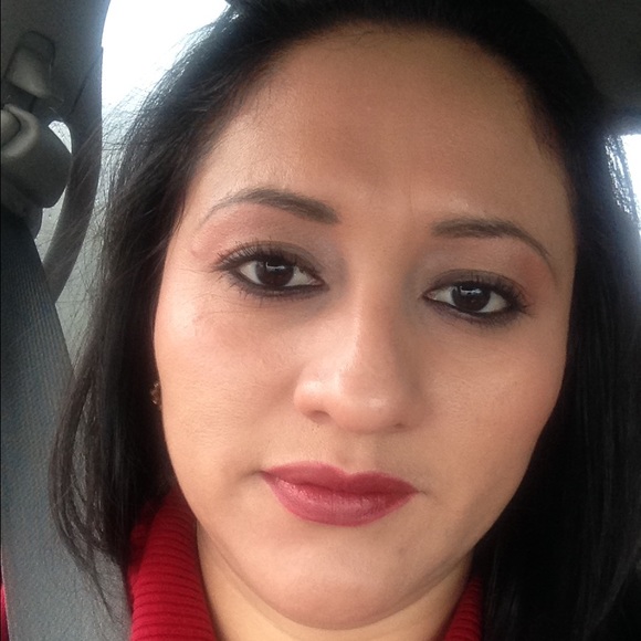 Meet your Posher, Rosa - Picture 1 of 1