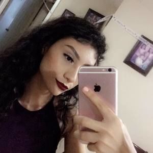 Meet your Posher, Deysi