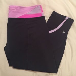 Lululemon Crops 🍋