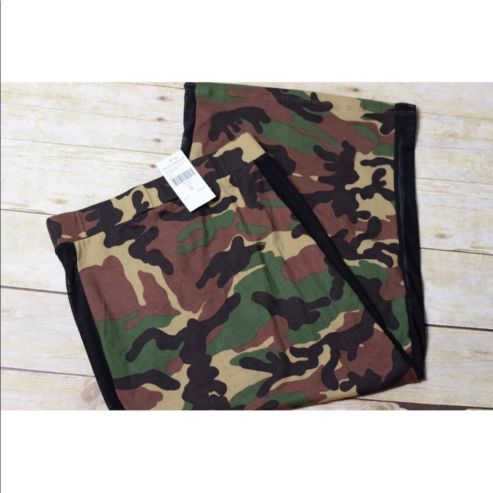 Fashion nova camo pencil skirt