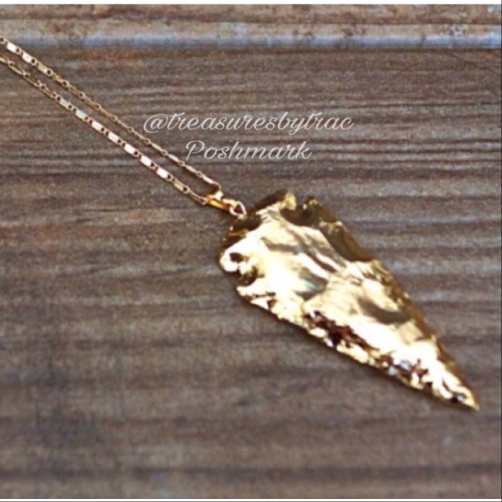 Large 18K Gold Platted Arrow Necklace 30" Chain