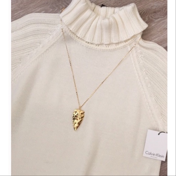 Large 18K Gold Platted Arrow Necklace 30" Chain - Picture 4 of 6