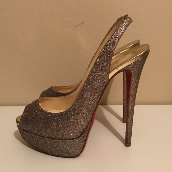 **SOLD** Christian louboutin 37.5 - Picture 2 of 8