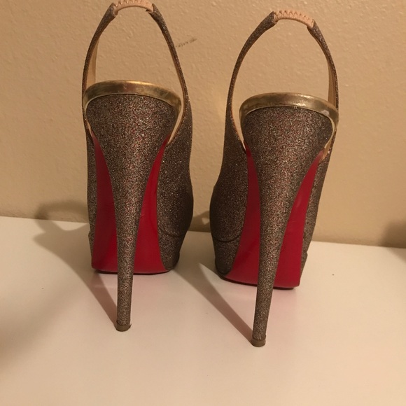 **SOLD** Christian louboutin 37.5 - Picture 4 of 8