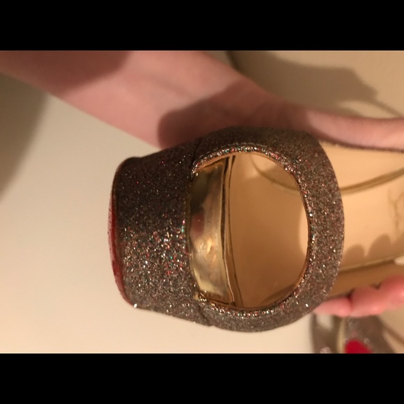 **SOLD** Christian louboutin 37.5 - Picture 7 of 8