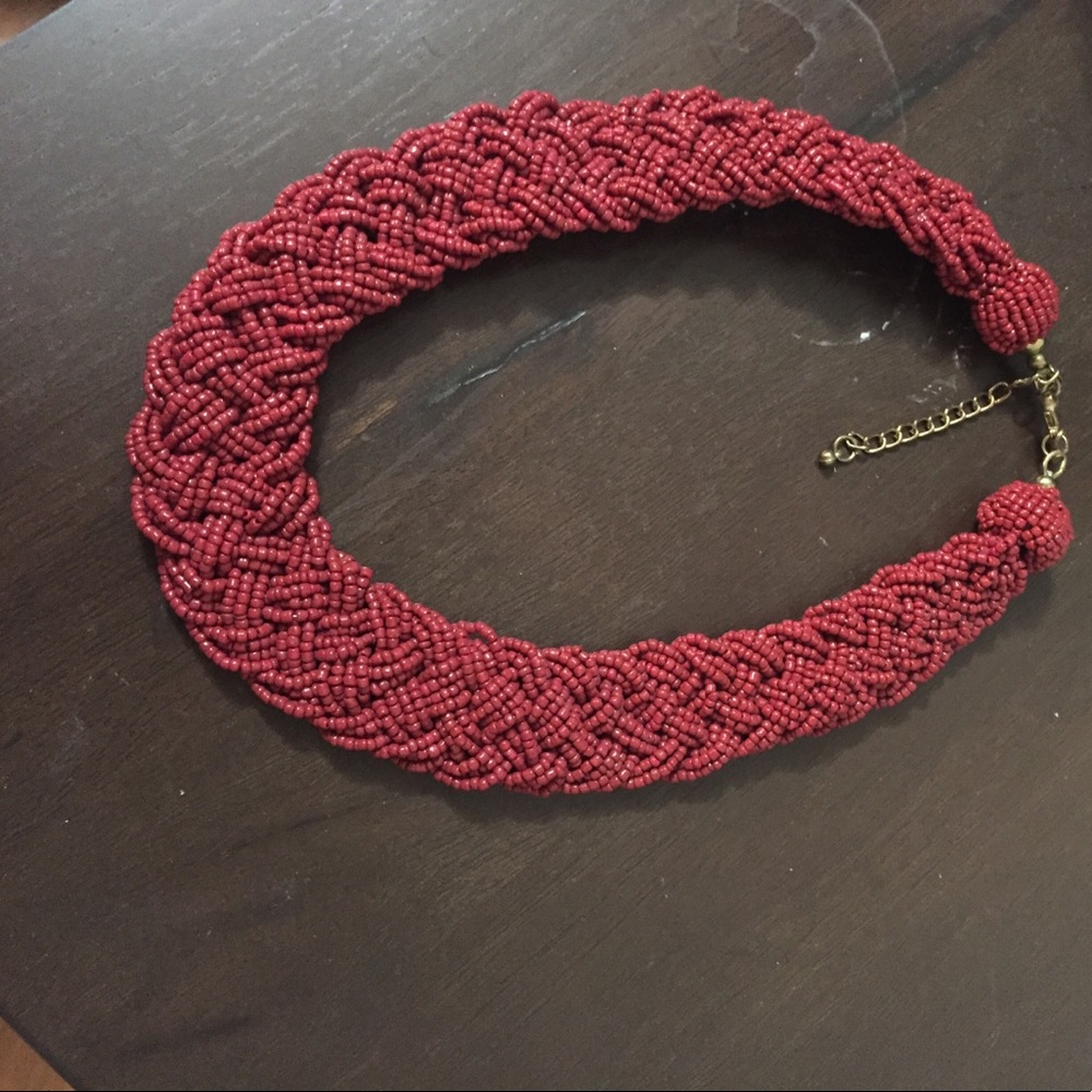 Maroon necklace