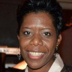 Meet your Posher, Latonya