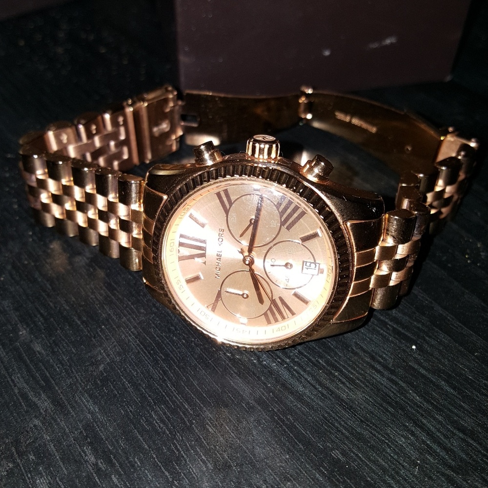 MK watch - Picture 2 of 4