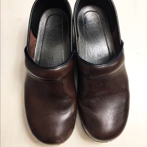 Women's Danskos 38