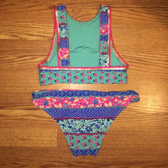 Swimsuit - Picture 2 of 2