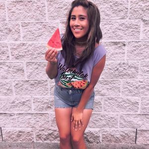 Meet your Posher, Alina