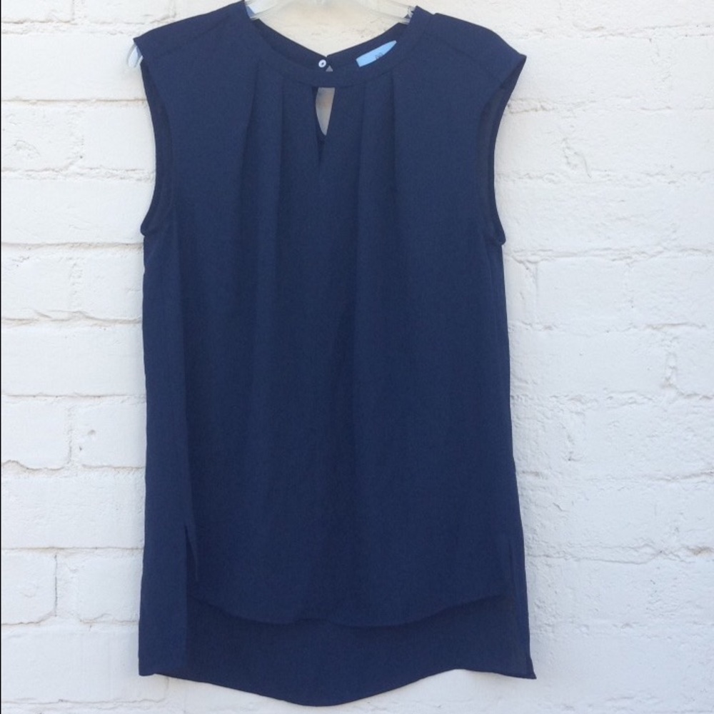 Cece Sleeveless Pleated Blouse Navy