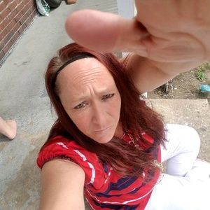 Meet your Posher, Brenda