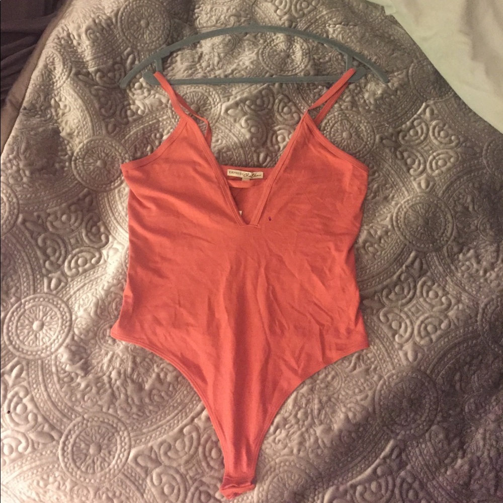 Express body suit
