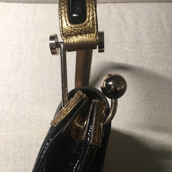 Anya Hindmarch Black Patent & Gold Shoulder Bag - Picture 4 of 5