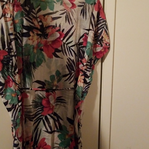 Swim suit cover up - Picture 2 of 2