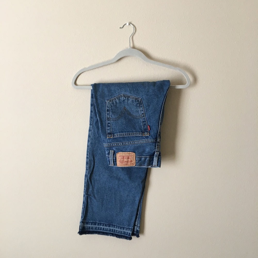 released hem levi's 550 | size 30/ adjusted to 25