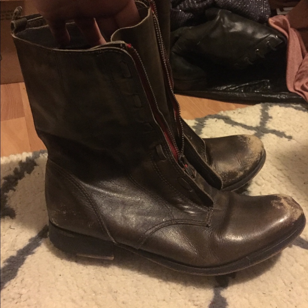 Steve Madden Boots