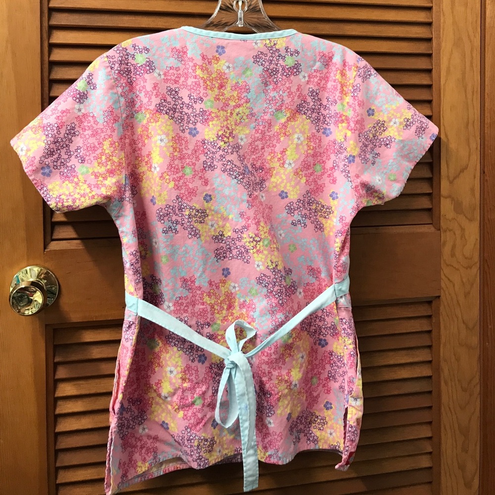 Dickies Short Sleeve Scrub Top - Picture 2 of 6