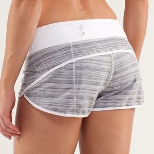 RARE NWT Lululemon Run: Speed Short Size 6
