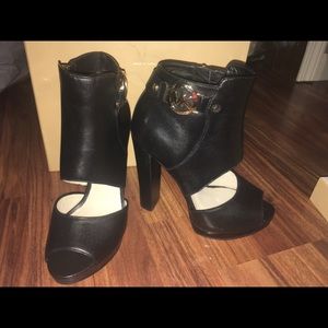Michael kors heels